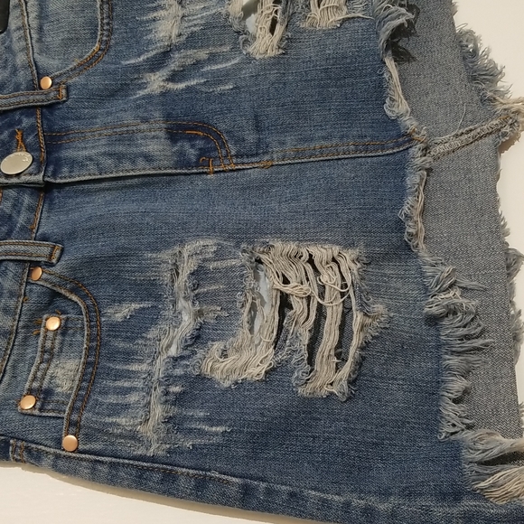 Signature8 Distressed Frayed Denim Mini Skirt - Picture 4 of 11
